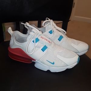 Nike Women's Air Max Infinity